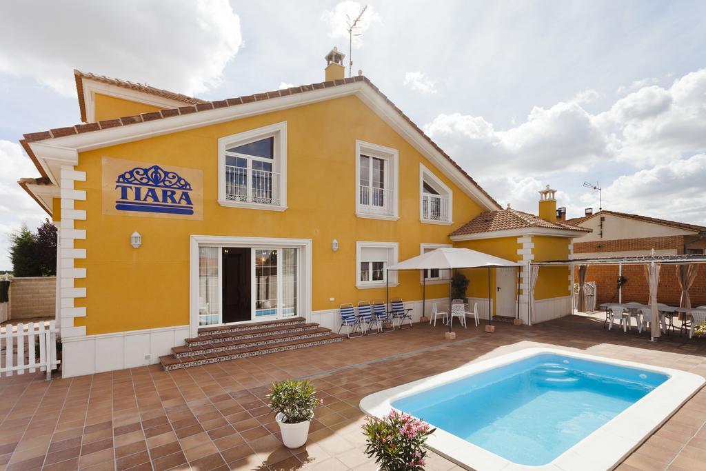 Tiara Vacaciones Vila Nava de la Asuncion Exterior foto